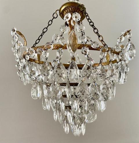 A Single Light French Waterfall Chandelier (1 of 8) A Single Light French Waterfall Chandelier (1 of 8)