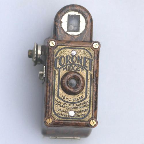 A Scarce Novelty Miniature Antique Photography Coronet Midget Spy Camera C.1930 (1 of 6) A Scarce Novelty Miniature Antique Photography Coronet Midget Spy Camera C.1930 (1 of 6)