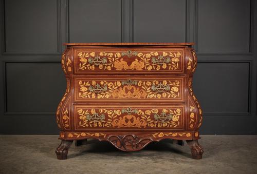 18th Century Dutch Marquetry Inlaid Walnut Bombe Shaped Chest (1 of 11) 18th Century Dutch Marquetry Inlaid Walnut Bombe Shaped Chest (1 of 11)