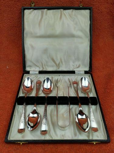 Antique Sterling Silver Hallmarked Cased 5 Spoons & Sugar Tongs 1906 Sheffield W S Savage & Co (1 of 12)