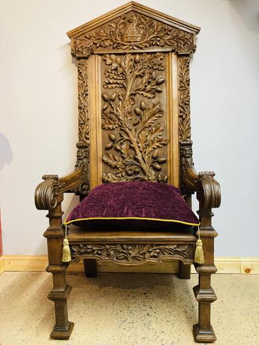Gothic Revival Throne (1 of 20) Gothic Revival Throne (1 of 20)