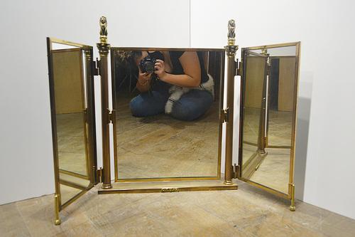 Counter Top Three Fold Mirror (1 of 8)