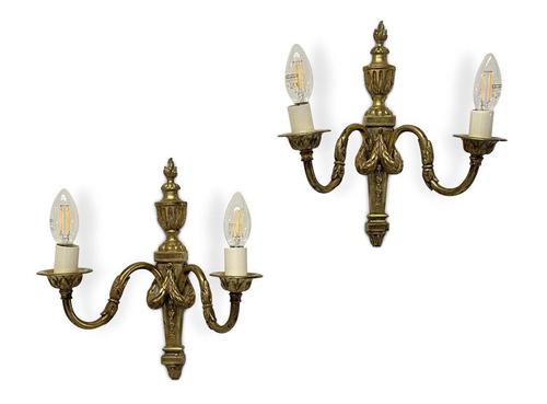 Pair of Classical Detailed Ormolu Wall Lights (1 of 3) Pair of Classical Detailed Ormolu Wall Lights (1 of 3)