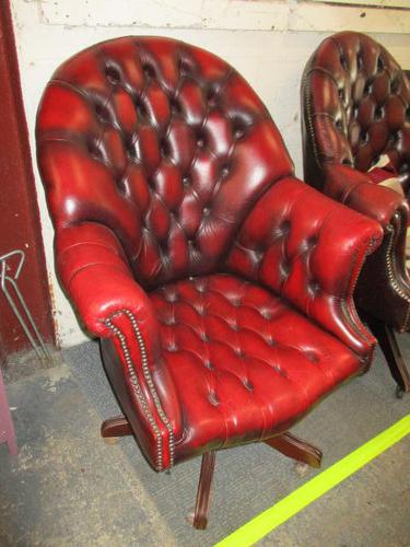 Chesterfield Revolving Leather Directors Chair (1 of 4)