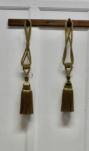 Large French Gold Silk Hand Made Tassels, Passementerie Curtain Tiebacks (1 of 5) Large French Gold Silk Hand Made Tassels, Passementerie Curtain Tiebacks (1 of 5)