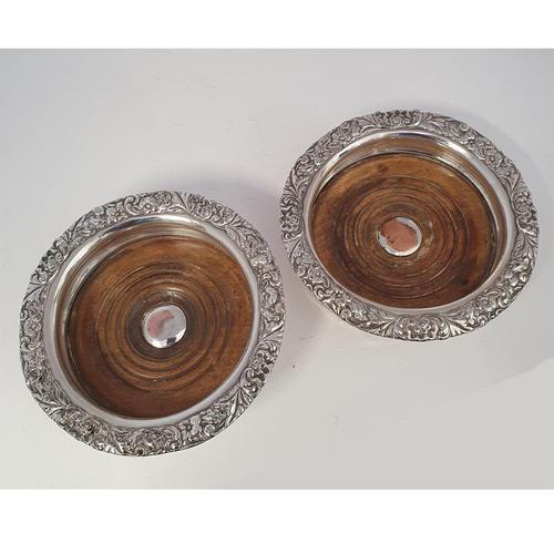 Pair of Victorian Silver Plated Coasters (1 of 5)