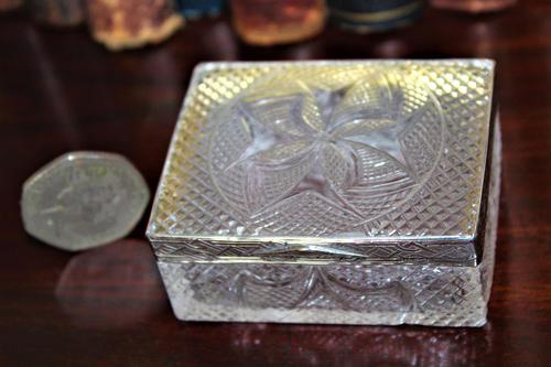 Extremely Attractive & Very Finely Cut Crystal Glass Box (1 of 6)