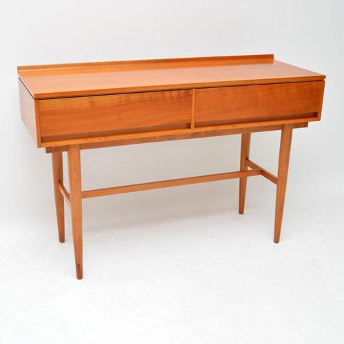 1960’s Vintage Satinwood Side Table by Beresford & Hicks (1 of 10)