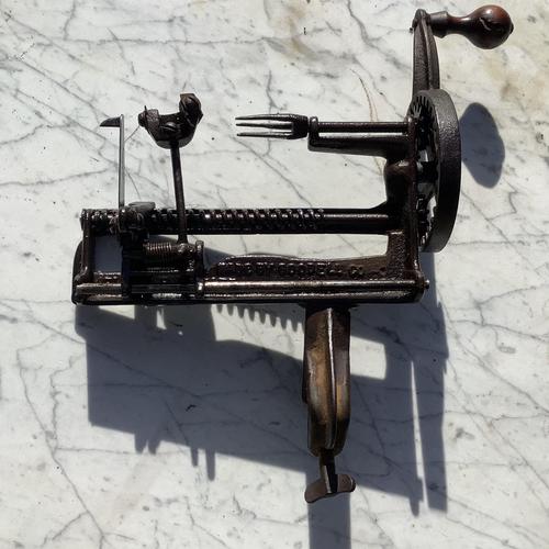 Victorian Apple Slicer (1 of 3)