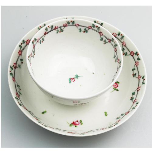 A Very Pretty New Hall Porcelain Floral Spray Tea Bowl & Saucer C.18thc (1 of 5)