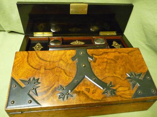 Quality Betjemann Walnut Writing Box c.1870 (1 of 14)