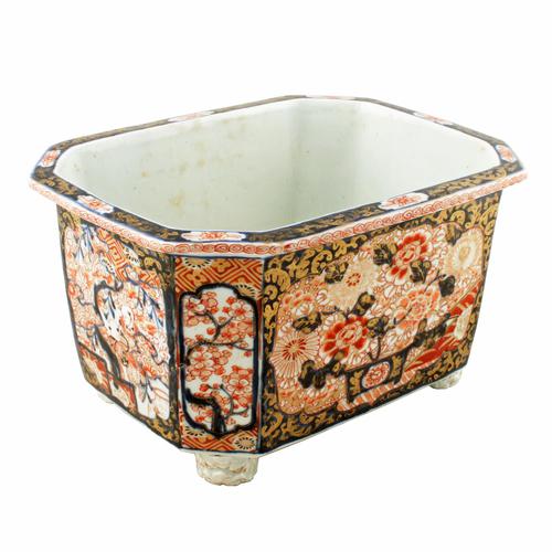 Japanese Imari Porcelain Planter (1 of 8) Japanese Imari Porcelain Planter (1 of 8)