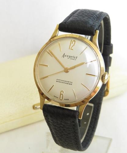 Gents 9ct gold Accurist wrist watch, 1960 (1 of 4)