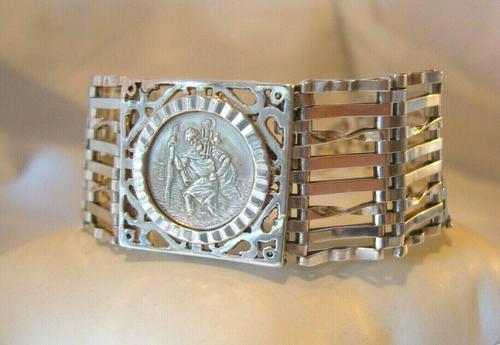 Vintage Sterling Silver Gate Bracelet 1976 St Christopher & Heart Padlock 34.3 Grams (1 of 12)