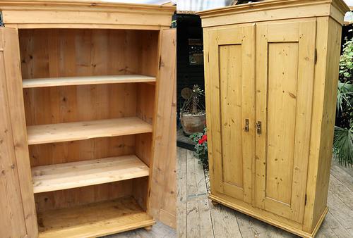 Fabulous! Georgian! Old Pine Two Door Cupboard with Shelves - We Deliver! (1 of 15)