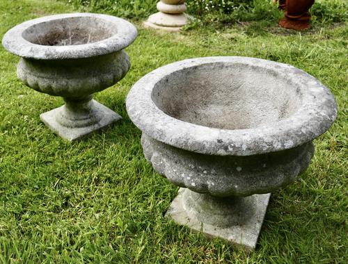 Mid 20th Century Pair of Weathered Cast Stone Garden Planters (1 of 5) Mid 20th Century Pair of Weathered Cast Stone Garden Planters (1 of 5)