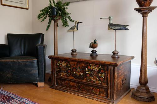 19th Century Austrian Folk Art Painted Pine Coffer (1 of 23) 19th Century Austrian Folk Art Painted Pine Coffer (1 of 23)