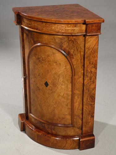 Extremely Rare Mid 19th Century Burr Walnut Corner Standing Cupboard (1 of 5) Extremely Rare Mid 19th Century Burr Walnut Corner Standing Cupboard (1 of 5)
