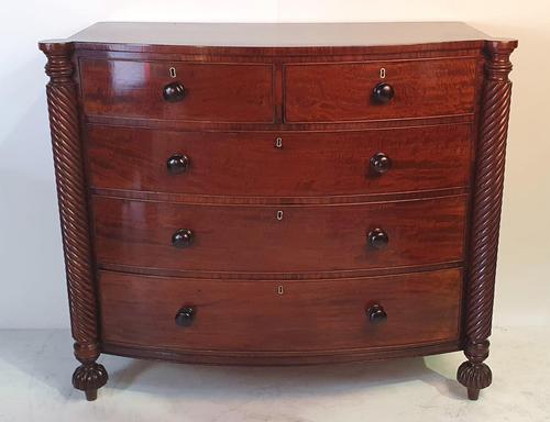 Early 19th Century Bow Front Mahogany Chest of Drawers (1 of 4) Early 19th Century Bow Front Mahogany Chest of Drawers (1 of 4)