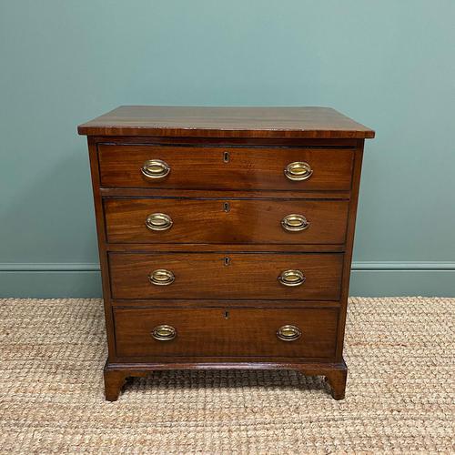 Georgian Mahogany Antique Chest of Drawers (1 of 6) Georgian Mahogany Antique Chest of Drawers (1 of 6)