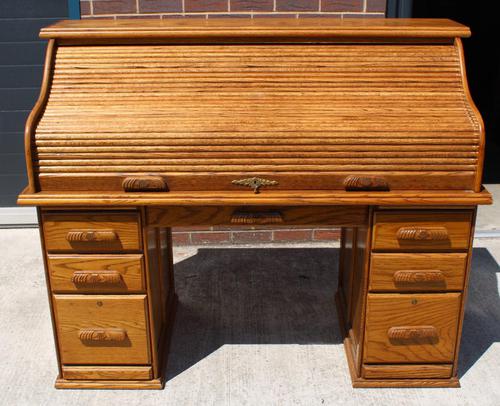 1960s Golden Oak Stype Rolltop Desk - Well Fitted (1 of 5)