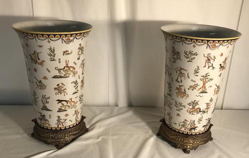 Pair of Vases on Stand (1 of 12) Pair of Vases on Stand (1 of 12)