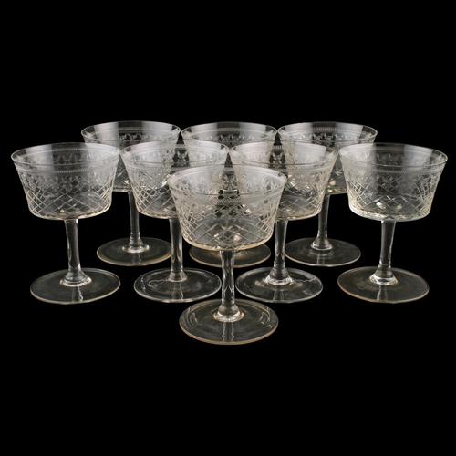 Set of Eight Champagne or Wine Glasses (1 of 7) Set of Eight Champagne or Wine Glasses (1 of 7)