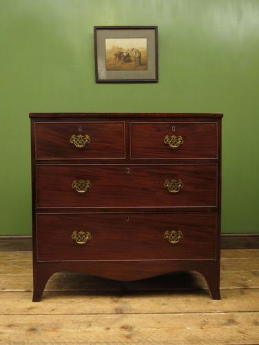 Small Antique Country House Chest of Drawers with Brass Handles (1 of 19)