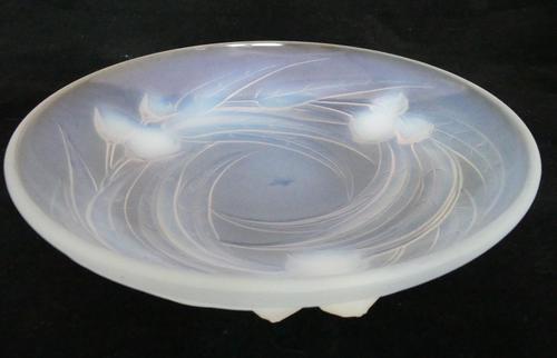 Art Deco Opalescent Glass Bowl by Etling (1 of 6) Art Deco Opalescent Glass Bowl by Etling (1 of 6)