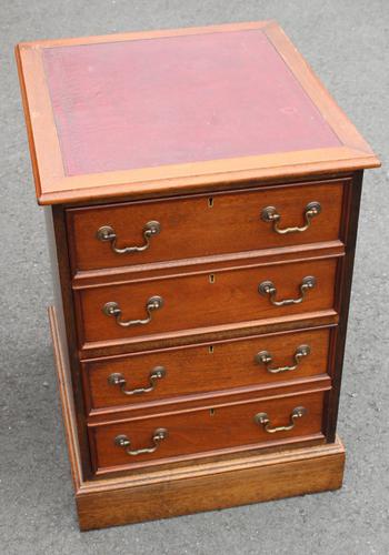 1960s Mahogany Filing Cabinet with Brown Leather on Top (1 of 4) 1960s Mahogany Filing Cabinet with Brown Leather on Top (1 of 4)