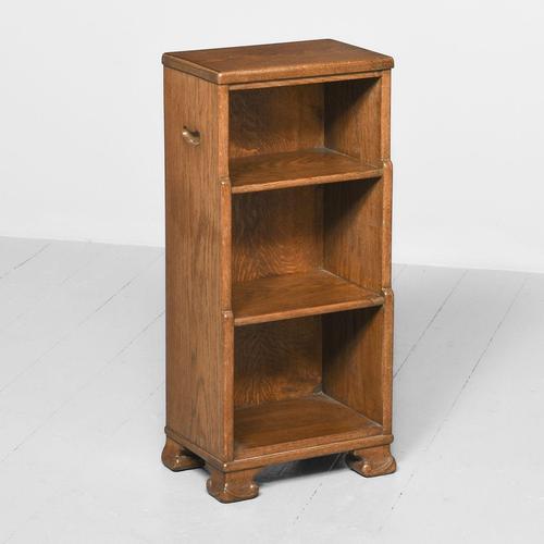 Whytock & Reid Attractive Small Crosscut Oak Open Bookcase (1 of 7)