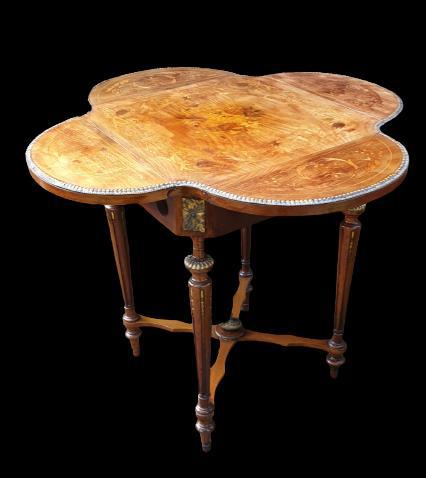 Exceptional 19th Century Marquetry Drop-leaf Centre Table (1 of 9)