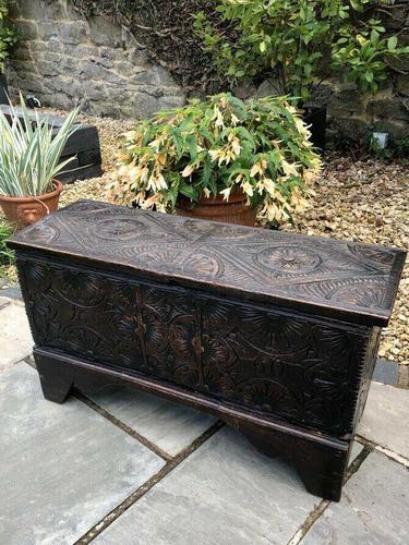 Small Antique Oak Coffer Carved 1660 (1 of 12)