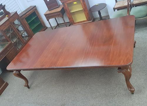 Victorian Dining Table (1 of 4) Victorian Dining Table (1 of 4)