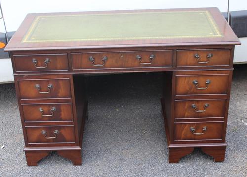 1960s Mahogany Pedestal Desk with Green Leather Inset on Top (1 of 3) 1960s Mahogany Pedestal Desk with Green Leather Inset on Top (1 of 3)