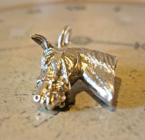Vintage Pocket Watch Chain Silver Horse Fob 1970 Solid Silver Equestrian Fob (1 of 8) Vintage Pocket Watch Chain Silver Horse Fob 1970 Solid Silver Equestrian Fob (1 of 8)