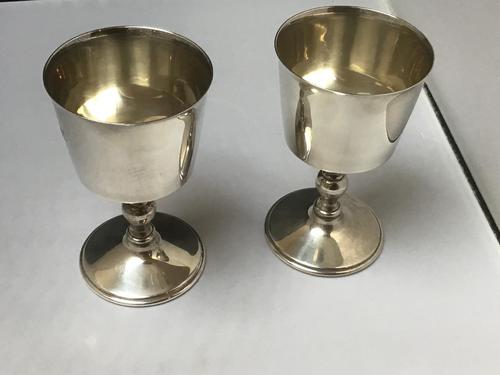 Excellent Pair of Solid Silver Goblets (1 of 6) Excellent Pair of Solid Silver Goblets (1 of 6)