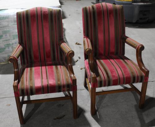1900s Pair of Mahogany Club Armchairs with Red Stripe Seats (1 of 3) 1900s Pair of Mahogany Club Armchairs with Red Stripe Seats (1 of 3)