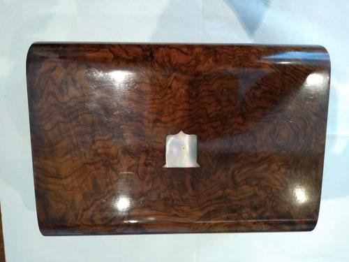 Walnut Wood Sewing Box with Mother of Pearl Inlay (1 of 13)