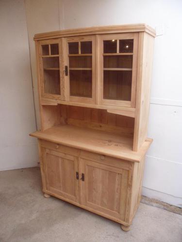 A Lovely 3 Door Antique/Old Pine Glazed Kitchen Dresser To Paint/Wax (1 of 10) A Lovely 3 Door Antique/Old Pine Glazed Kitchen Dresser To Paint/Wax (1 of 10)