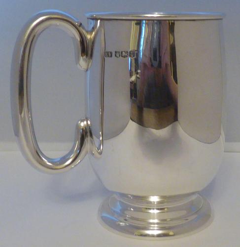 Viners 1961 One 1 Pint Hallmarked Solid Silver Tankard Christening Mug 348g (1 of 10)