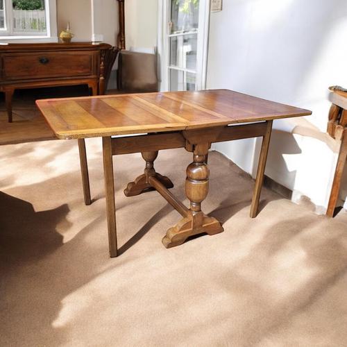Antique Oak Gateleg Table / Drop-leaf / C1930 (1 of 10)