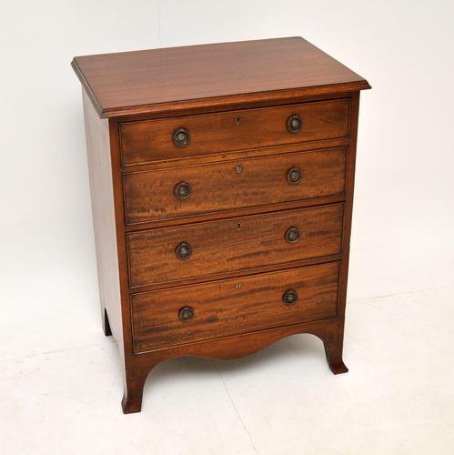 Antique Georgian Mahogany Chest of Drawers (1 of 10) Antique Georgian Mahogany Chest of Drawers (1 of 10)