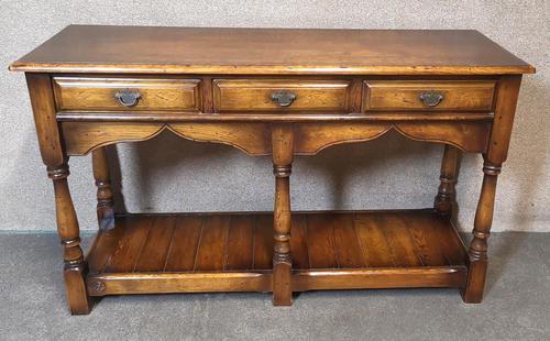 Oak Period Style Dresser Base - Royal Oak Furniture (1 of 10) Oak Period Style Dresser Base - Royal Oak Furniture (1 of 10)