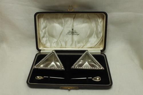 Traprain Law Replica Sterling Silver Salts Edinburgh 1929 (1 of 7) Traprain Law Replica Sterling Silver Salts Edinburgh 1929 (1 of 7)