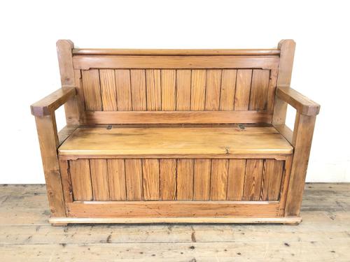 Pitch Pine and Oak Settle Bench with Storage (M-1522) (1 of 10) Pitch Pine and Oak Settle Bench with Storage (M-1522) (1 of 10)