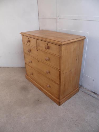 Cracking Victorian Extra Large Antique Pine 5 Drawer Chest of Drawers (1 of 10)