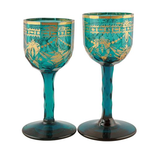 Pair of Georgian Gilded Green Wine Glasses (1 of 8) Pair of Georgian Gilded Green Wine Glasses (1 of 8)