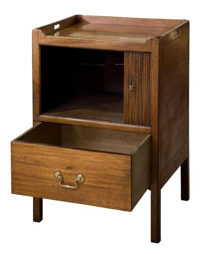 Georgian Mahogany Tambour Fronted Commode (1 of 9) Georgian Mahogany Tambour Fronted Commode (1 of 9)