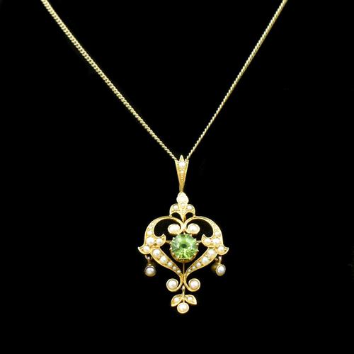 Antique Peridot and Pearl Lavalier 15ct 15K Gold Drop Pendant Necklace and Brooch (1 of 12) Antique Peridot and Pearl Lavalier 15ct 15K Gold Drop Pendant Necklace and Brooch (1 of 12)